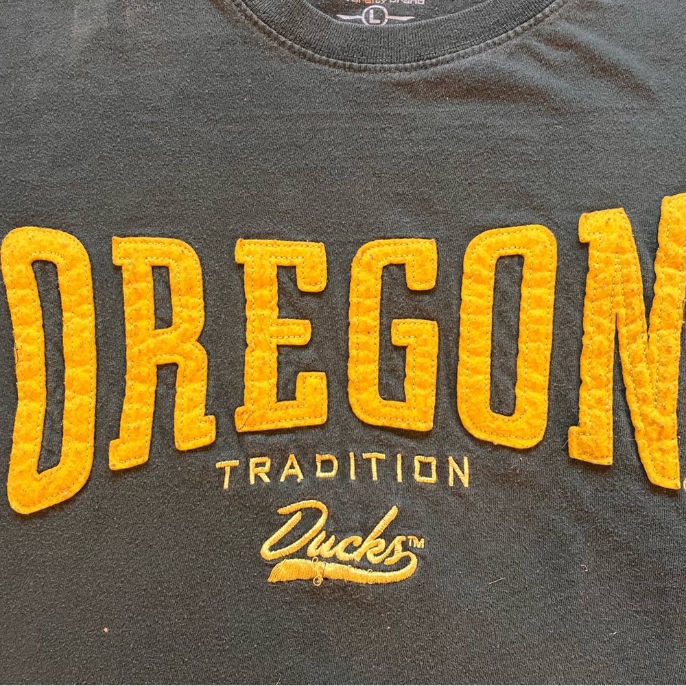 Vintage Oregon Ducks Green and Yellow T-Shirt